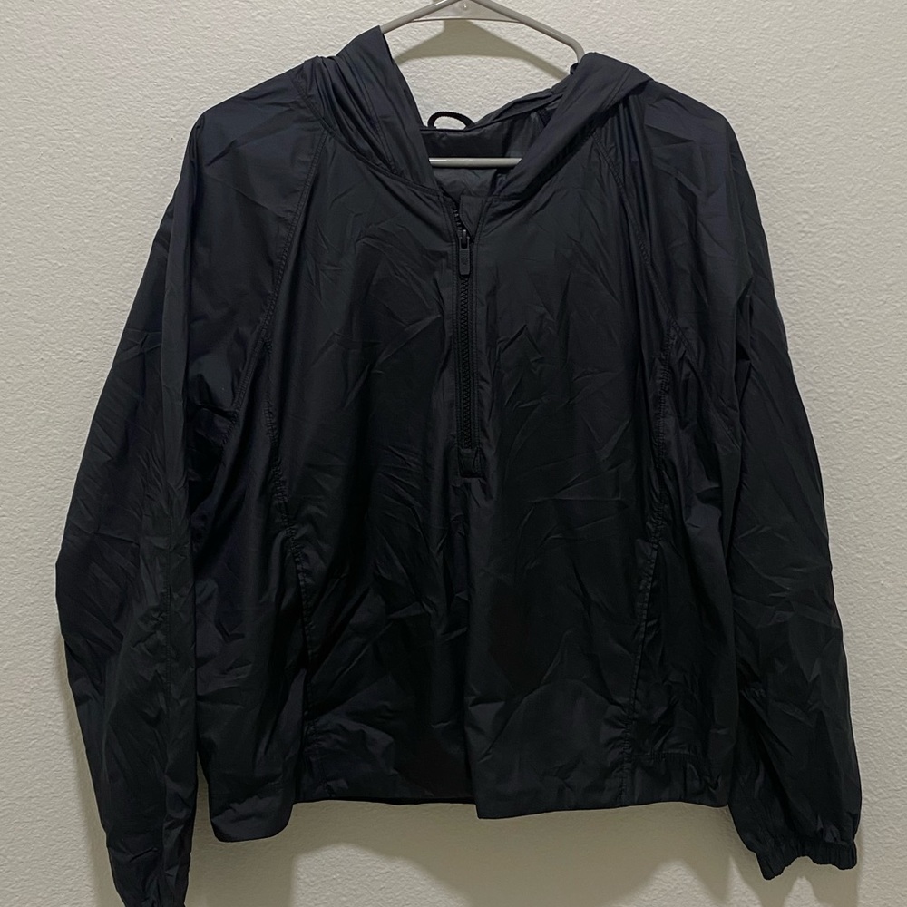 Lululemon black quarter zip windbreaker